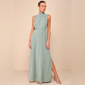 Elegant Sleeveless Green Maxi Dress